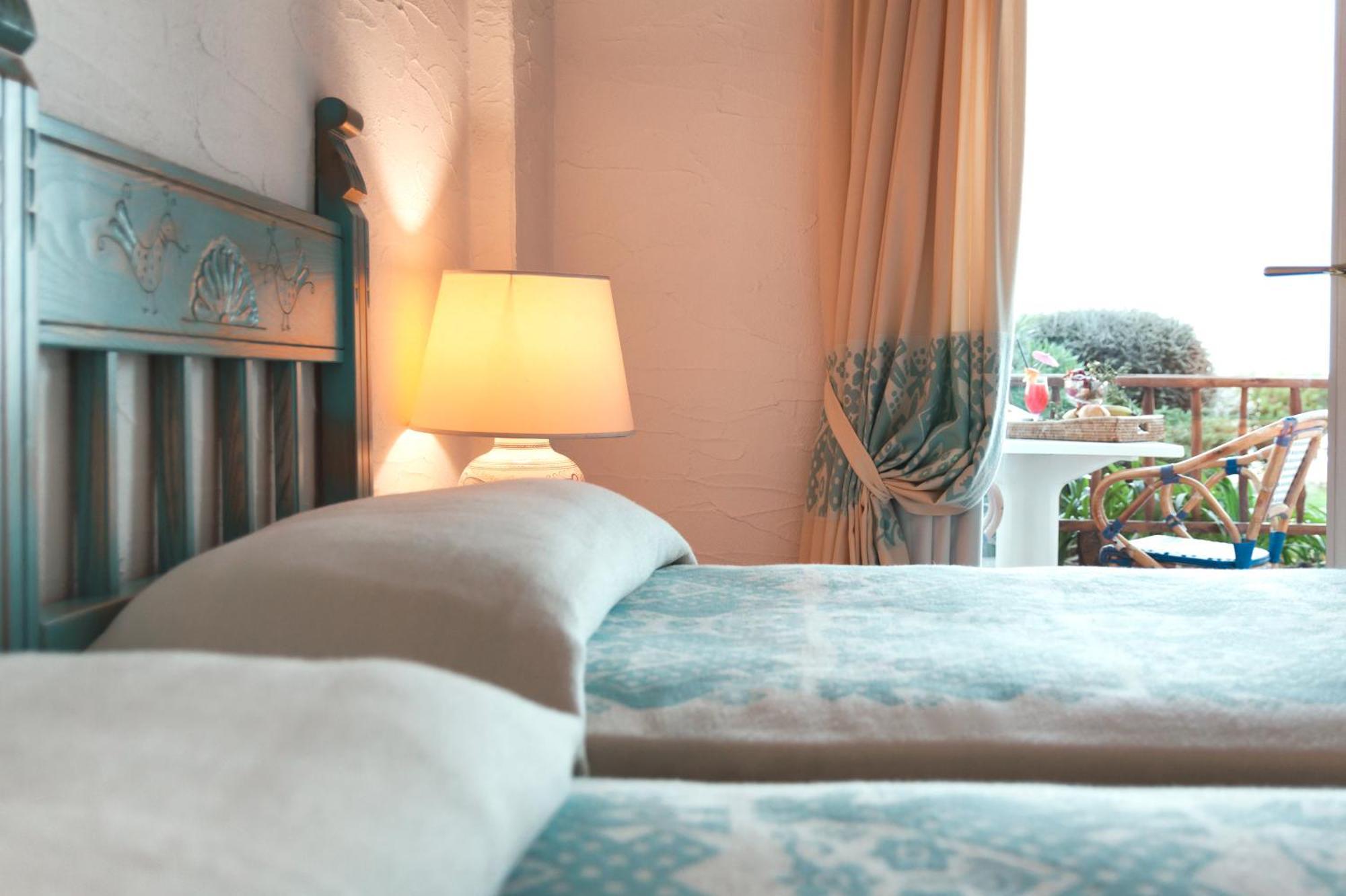 Hotel Luci Di La Muntagna Porto Cervo Ruang foto